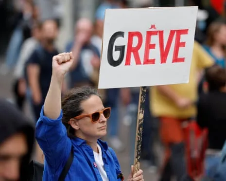France Preparing for Significant Protest Day Amid Worsening Governmental Turmoil